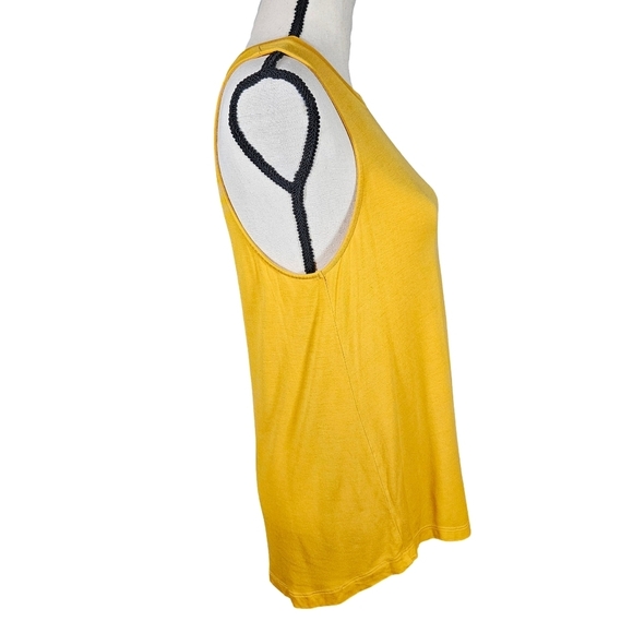 Starrs On Mercer Yellow Crew Neck Tank Top, Small - Picture 2 of 9
